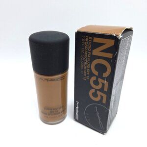 MAC Cosmetics Studio Fix Fluid SPF 15 Foundation 1.0 fl. oz / 30 mL NC55‎